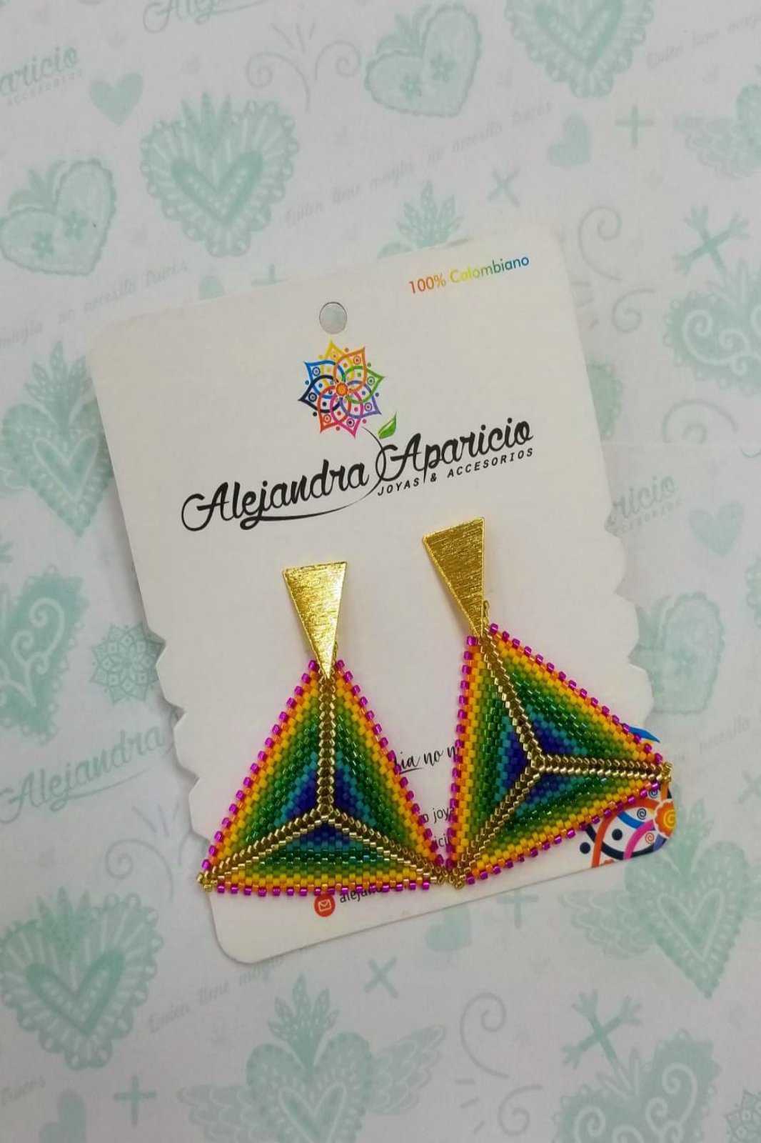Aretes Triangulo Tejidos En Miyuki