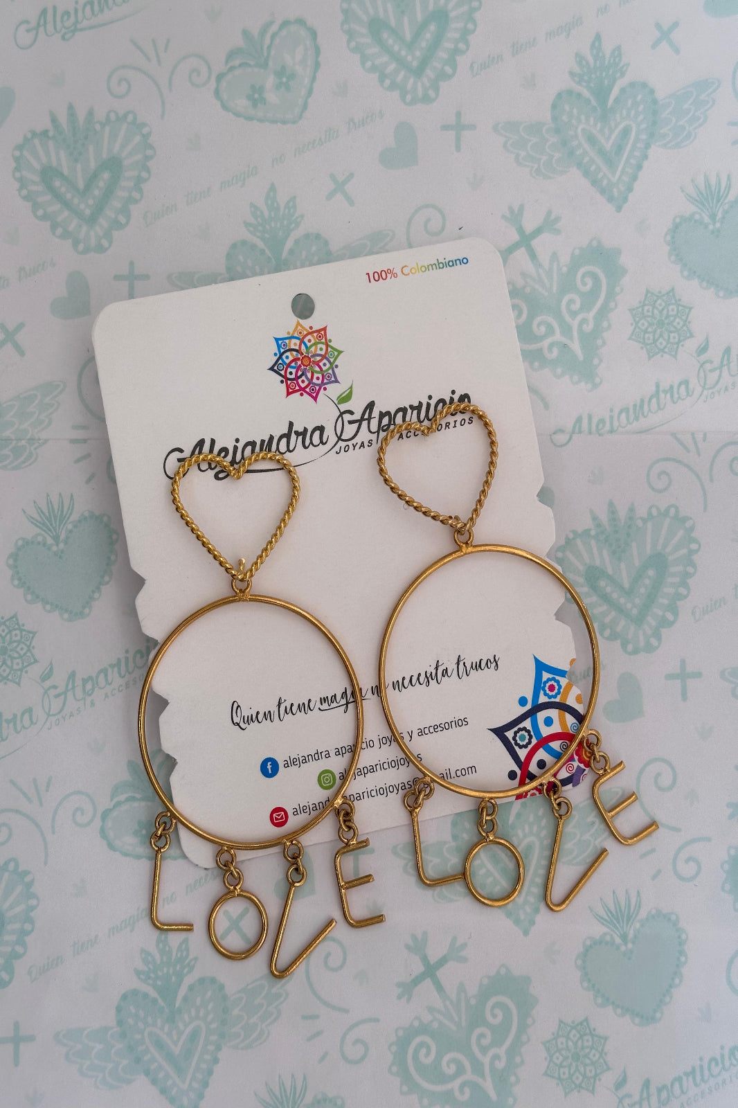 Aretes LOVE